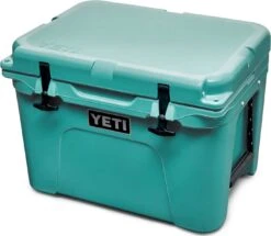 Yeti Tundra 35 Ice Chest Cooler