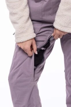 686 Ladies Black Magic Insulated Bib 2022-2023 24 686 Ladies Black Magic Insulated Bib 2022-2023 -Ski Pro Outlet Store 686 ladies black magic insulated bib 2022 2023 ski pro 655181660