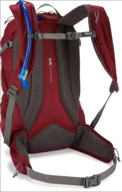 CamelBak Ladies Rim Runner X20 70oz Pack 2022-2023 6 CamelBak Ladies Rim Runner X20 70oz Pack 2022-2023 -Ski Pro Outlet Store RimRunnerRedBack22 23