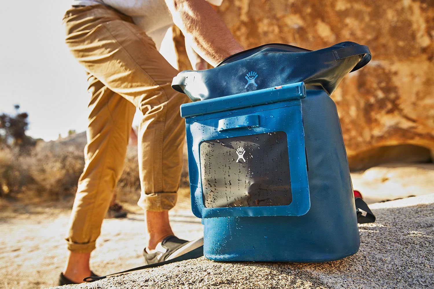 Hydro Flask Medium Dry Storage Bag 7 Hydro Flask Medium Dry Storage Bag - Image 7